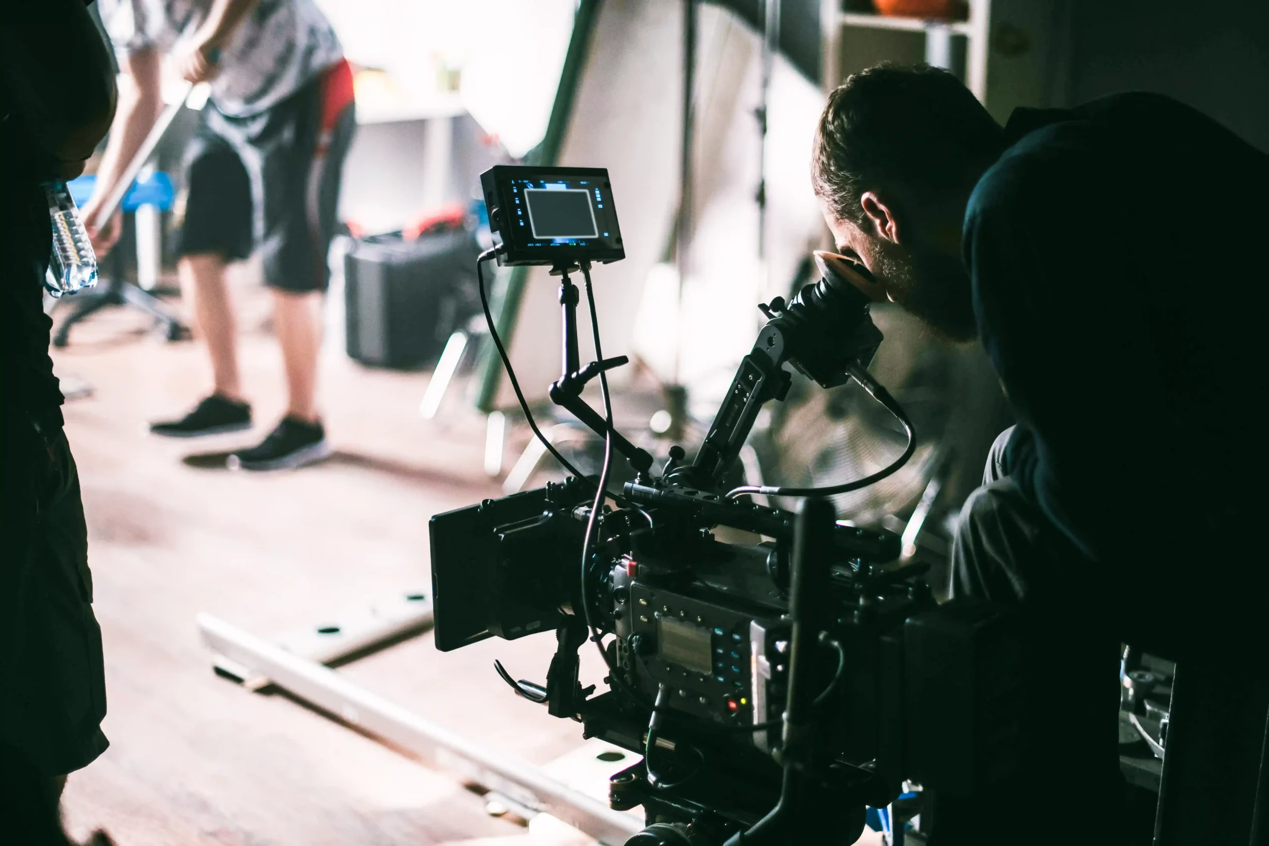 How To Become a Camera Operator: Film & TV - Crew Studio